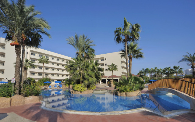 Nissiana Hotel