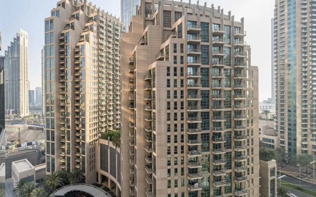 Address Opera 1205 Downtown