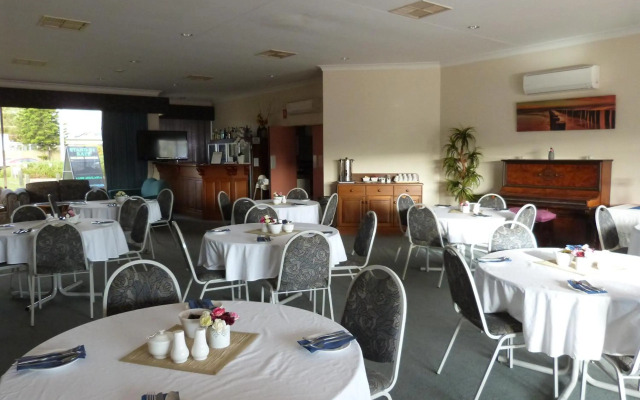 Glenelg Motel