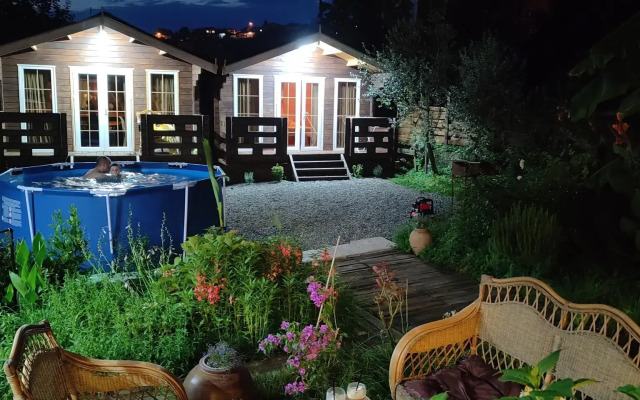 Eco-cottages