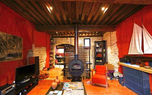 Barbary Lane House Rental