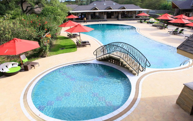 Sapphire Resort