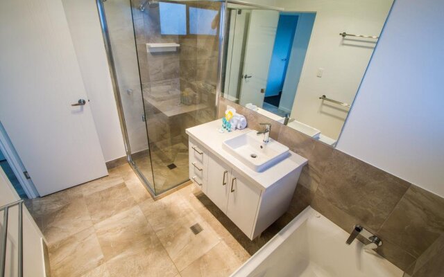 Sunrise at 1770 Holidays