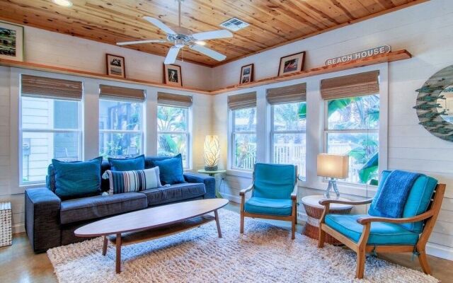 Villa Blue - 4 Br Home