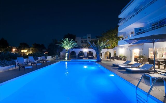 Secret Oasis Ibiza- Adults Only