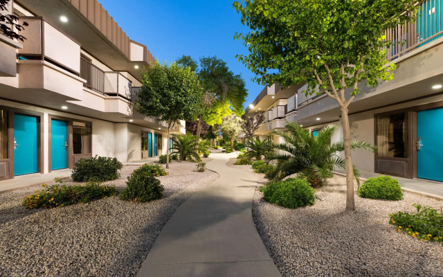Ramada by Wyndham El Paso
