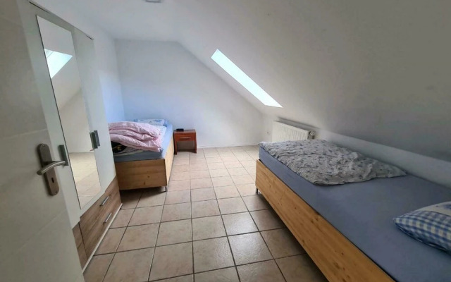 Simplistic Apartment in Suhl near Forest