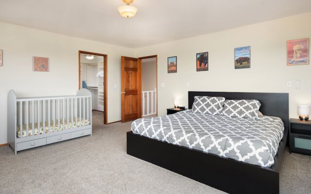 Seattle Vacation Home: The Tuscan Villa