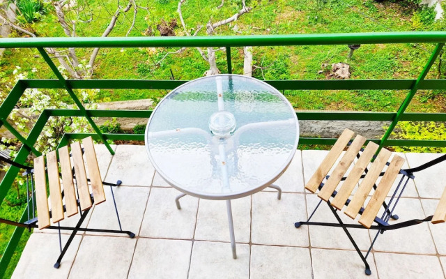 Croparadise Hostel