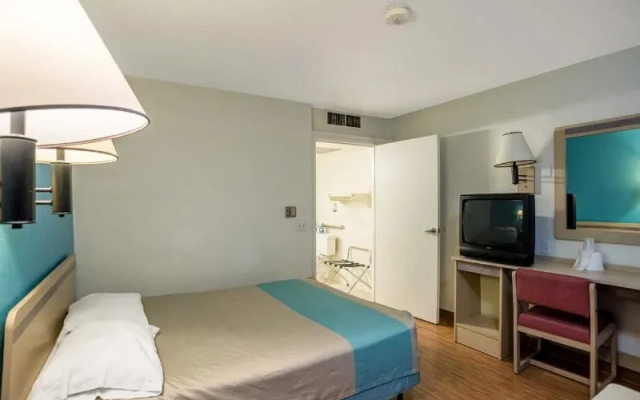Rodeway Inn
