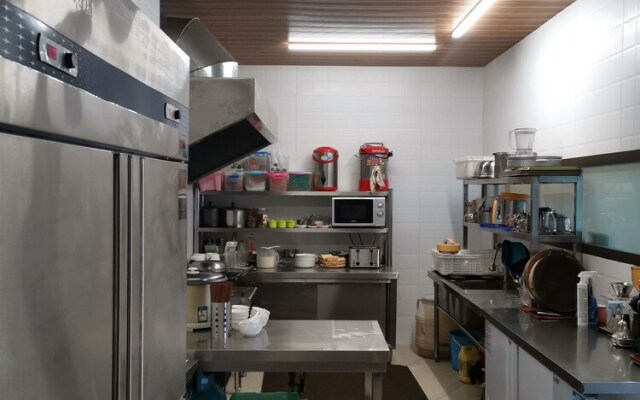 Plants and Flowers.YSTS