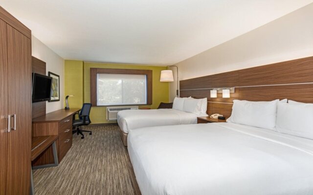 Holiday Inn Express & Suites Phoenix Tempe - University