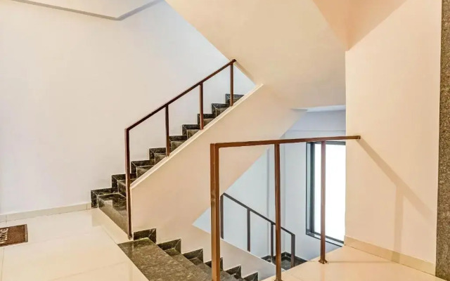 Hotel Habitat by OYO Rooms