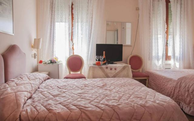 Hotel Villa Serena