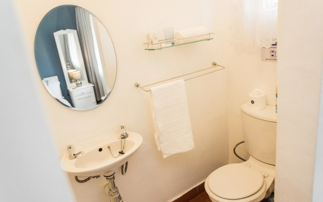 Rozendal Guest House