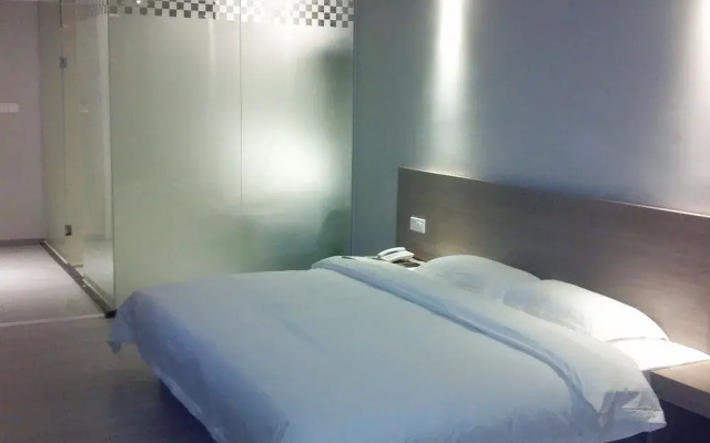 Dayhello Hotel