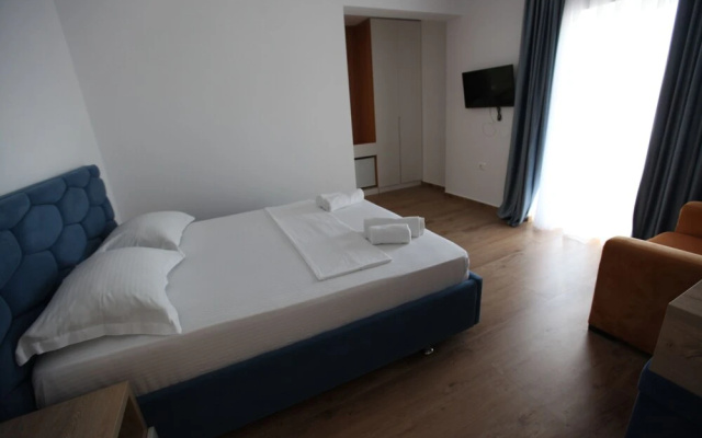 Summer Point Hotel - Hotel in Ksamil - Photo 3