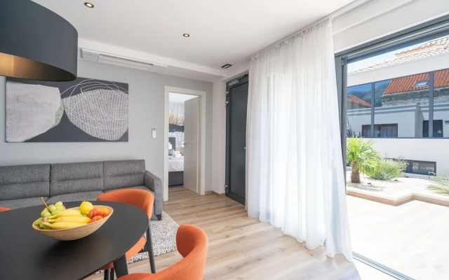 Apartments Villa Royale