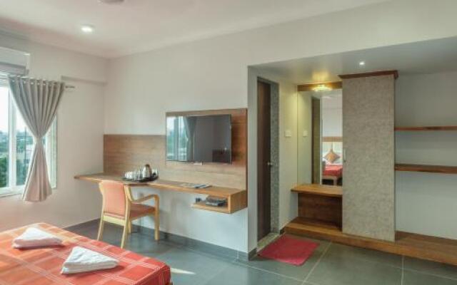 Hotel Opal