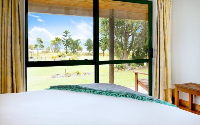Slipper Island Resorts
