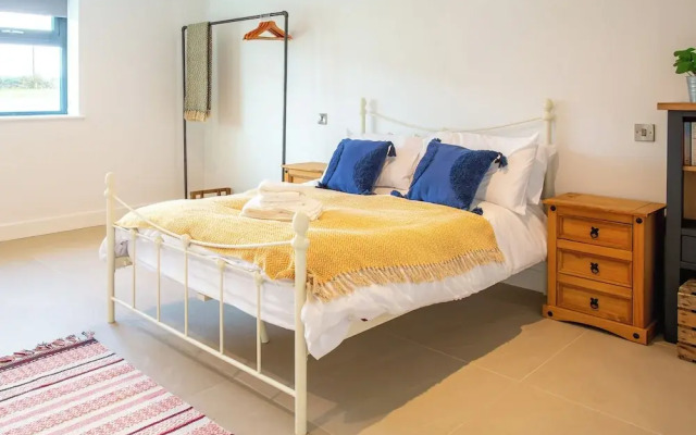Beautiful Barn Conversion-Escape for 12