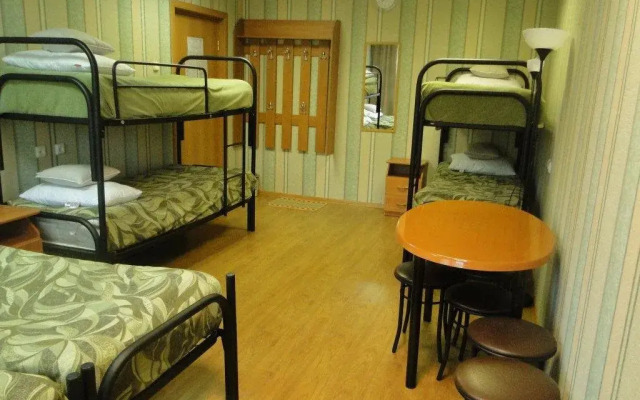 Alpiysky Hostel