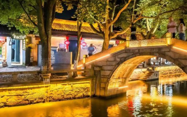 Suzhou Tongli Qingmei Zhuma Sanqiao Inn