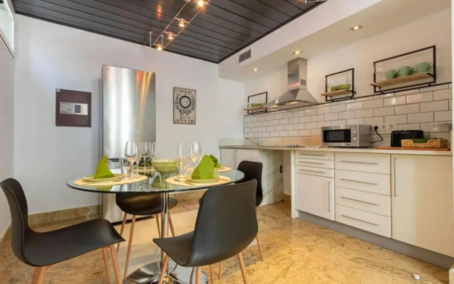 Becas Alameda Duplex by Valcambre