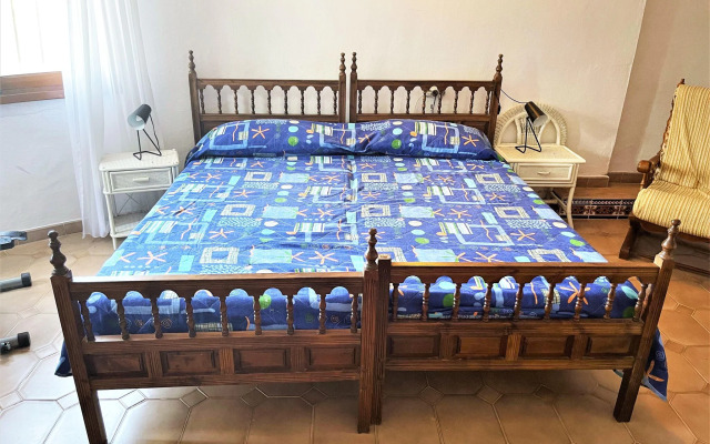 Authentic holiday home in Denia with bubble bath