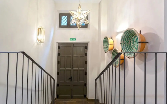 Exclusive 2-bedroom Near the Cathedral. San Matías I