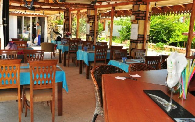 Apart Hotel Adora