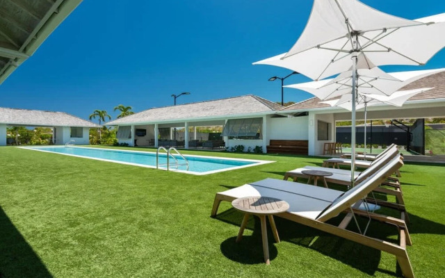 Oceanfront Luxury Villa Infinity Plunge Pools