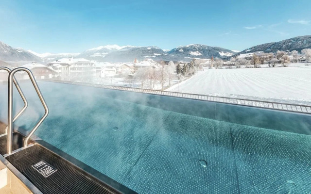 Falkensteiner Hotel Kronplatz - The Leading Hotels of the World