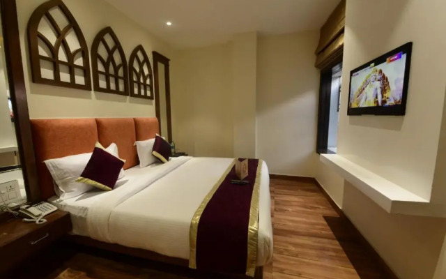 Stamps Golden Lagoon by Eight Continents