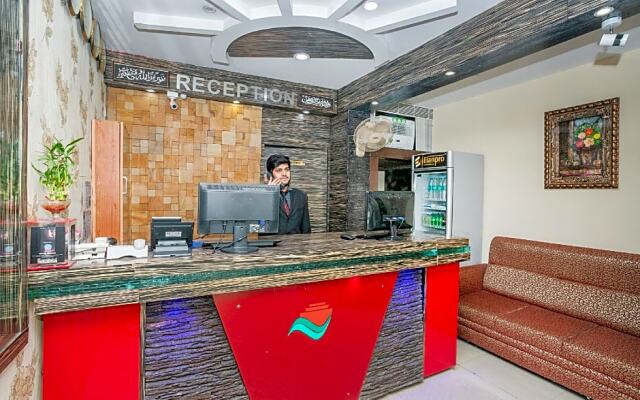 FabExpress Emirates Suites