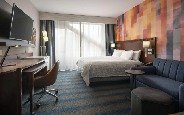 Courtyard Seattle Downtown Pioneer Square