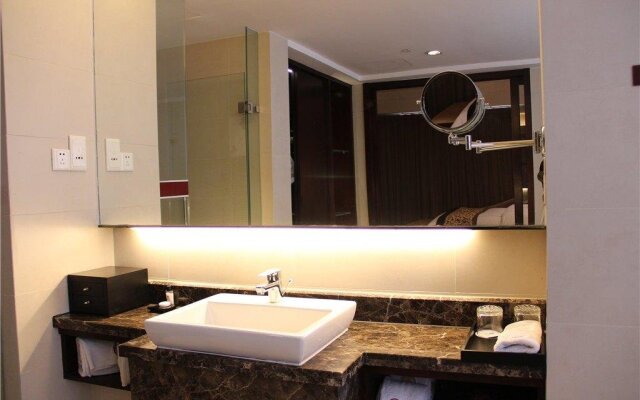 Xinbai Grand Hotel