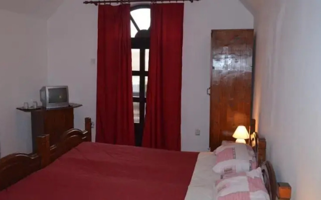 Csani Panzio Es Etterem