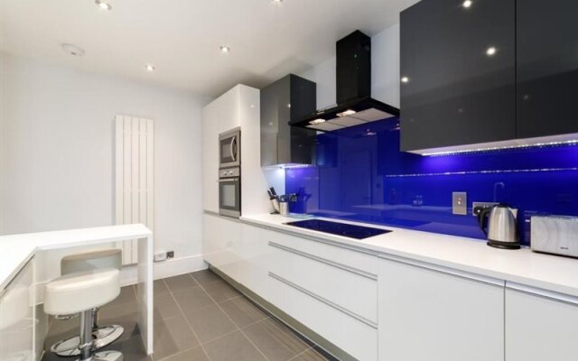 Garrick Mansions by Aeria Apartments