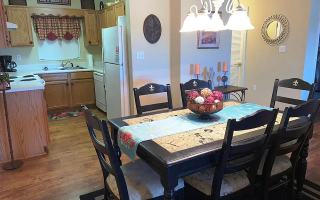 Whispering Pines 252