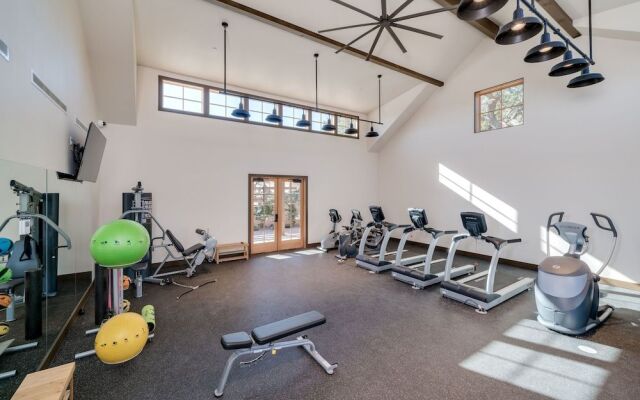 Cava Robles RV Resort