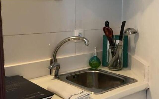 GoBeach Small studio 8sq completely independent