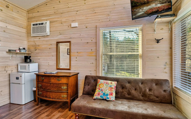 Rivers Edge Treehouses