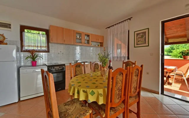 Tanja Dobre in Dobre