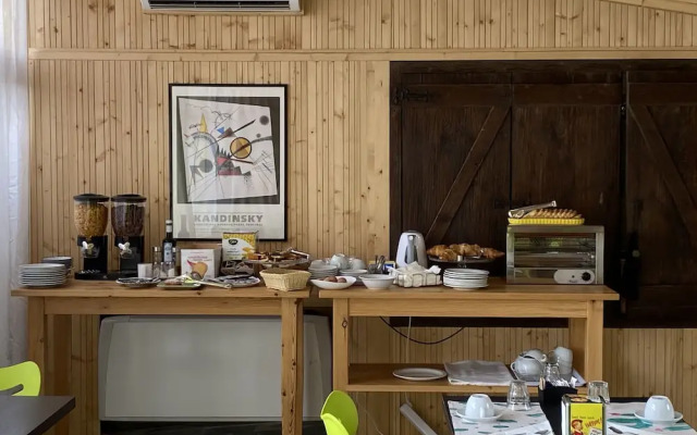 Holiday House Sullalbero Rural eco in Alba