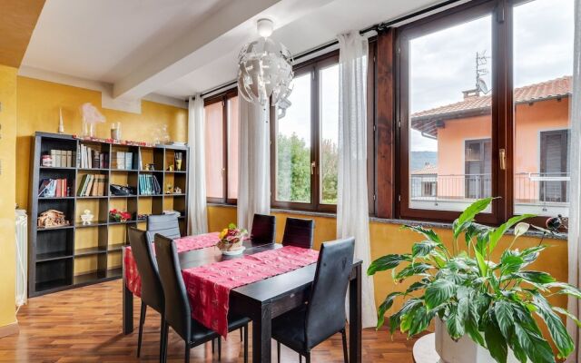 Cosy Holiday Home in Baveno with Lake nearby