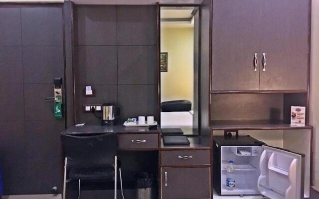 Spring Sky Mughalsarai By ShriGo Hotels