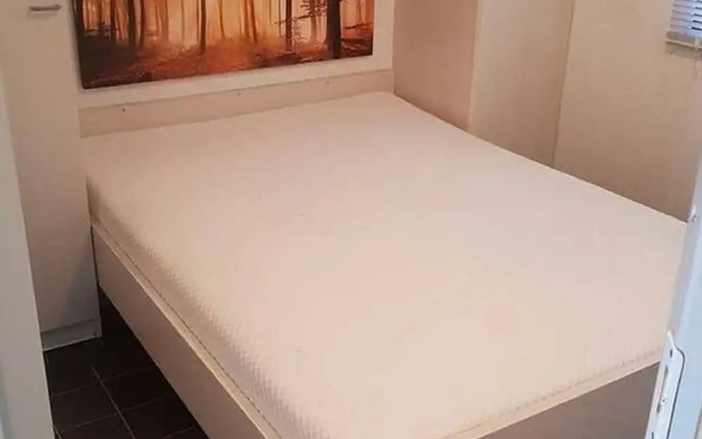 Cosy Chalet in Schoonloo with Garden