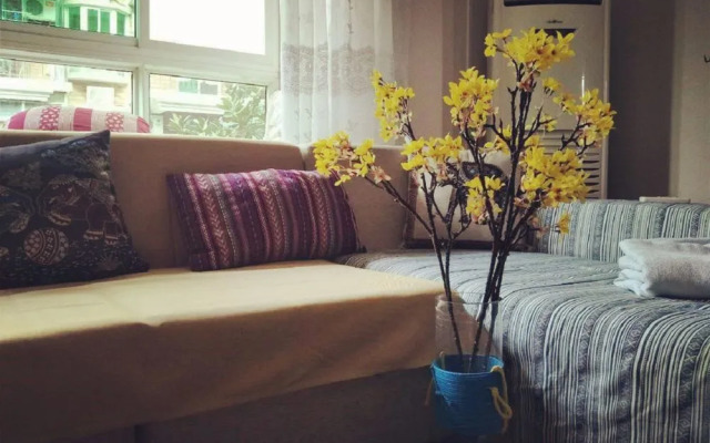 Wuhan B & B brigade wearing Dengqen