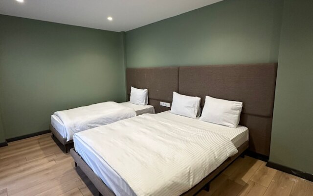 Heaven Inn Airport Hotel